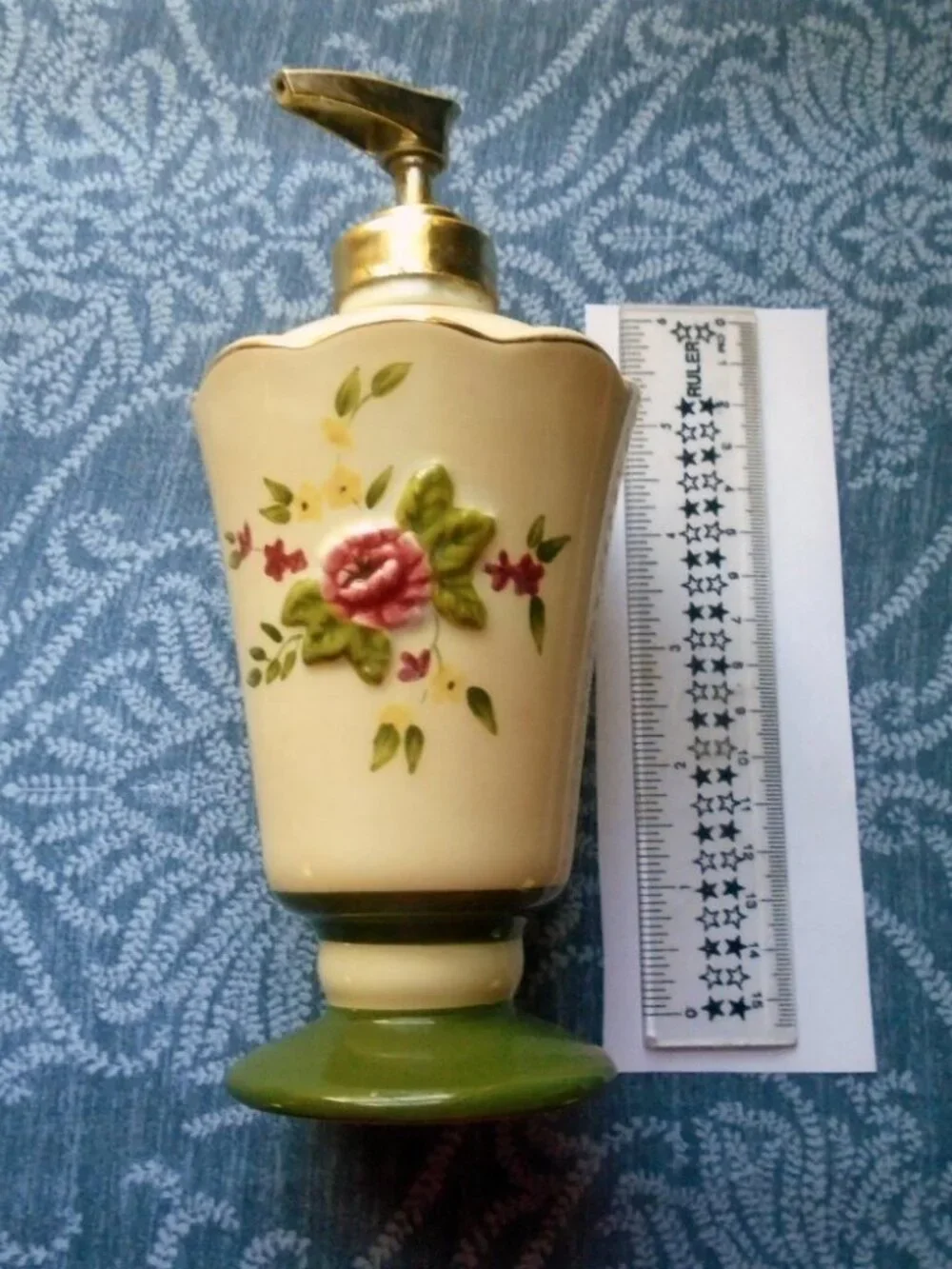Vintage Ceramic Floral Soap / lotion Dispenser, Cottagecore Bathroom Accessory